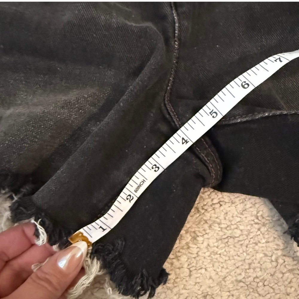 BDG Urban Outfitters A-Line Cutoff Denim Short Black Frayed Hem Size 26 - Picture 9 of 9